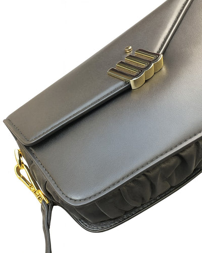 Wi Wi Sling Bag