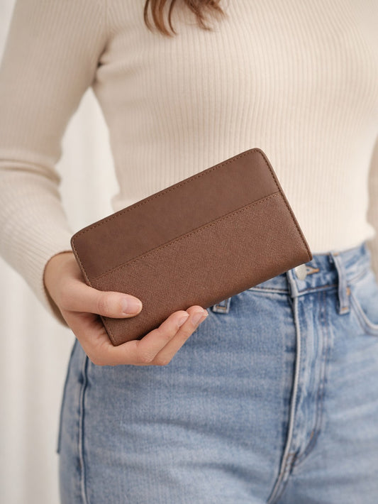 The Daily Luxe Twofold Wallet - Brown