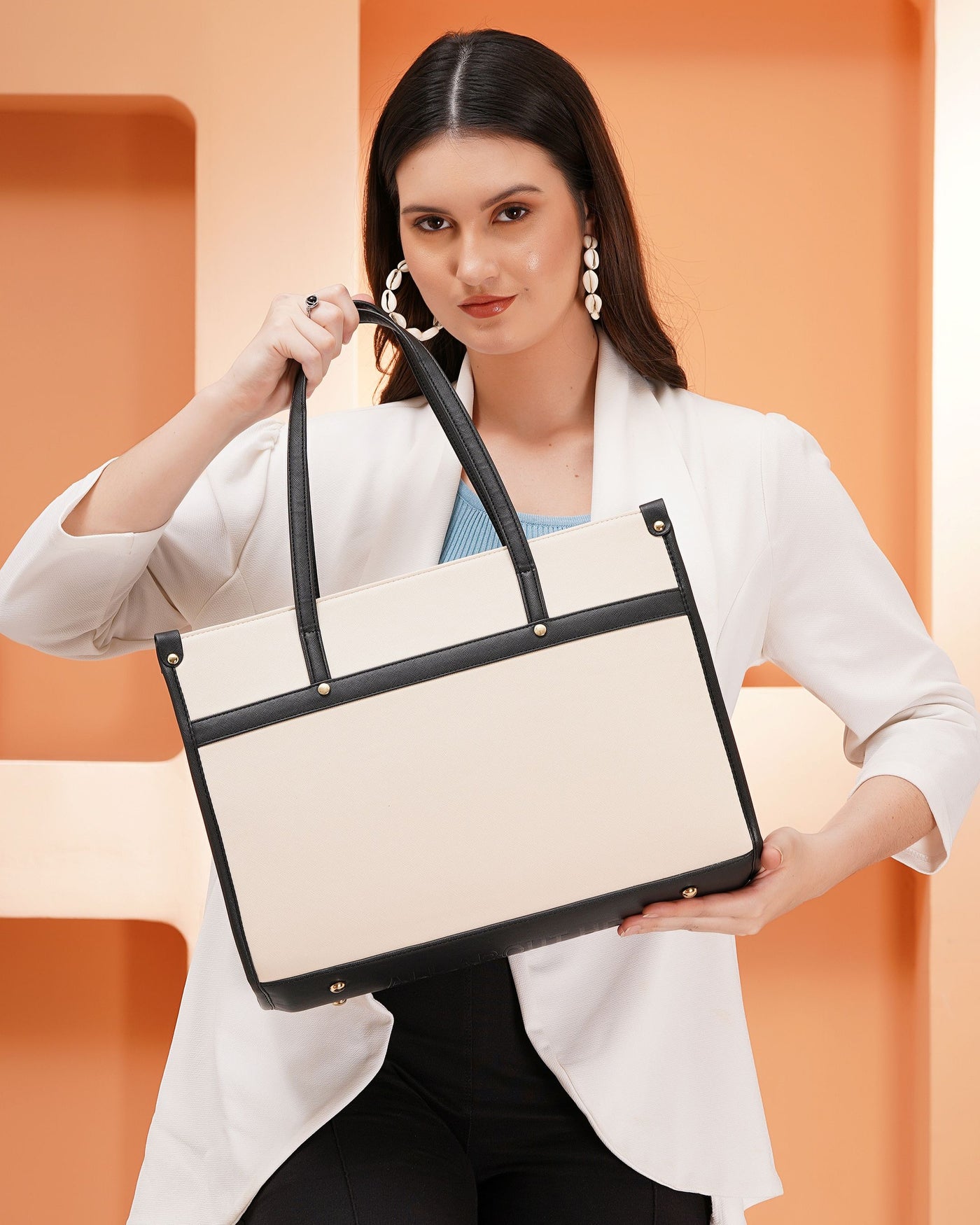 The League Laptop Tote Bag - Black