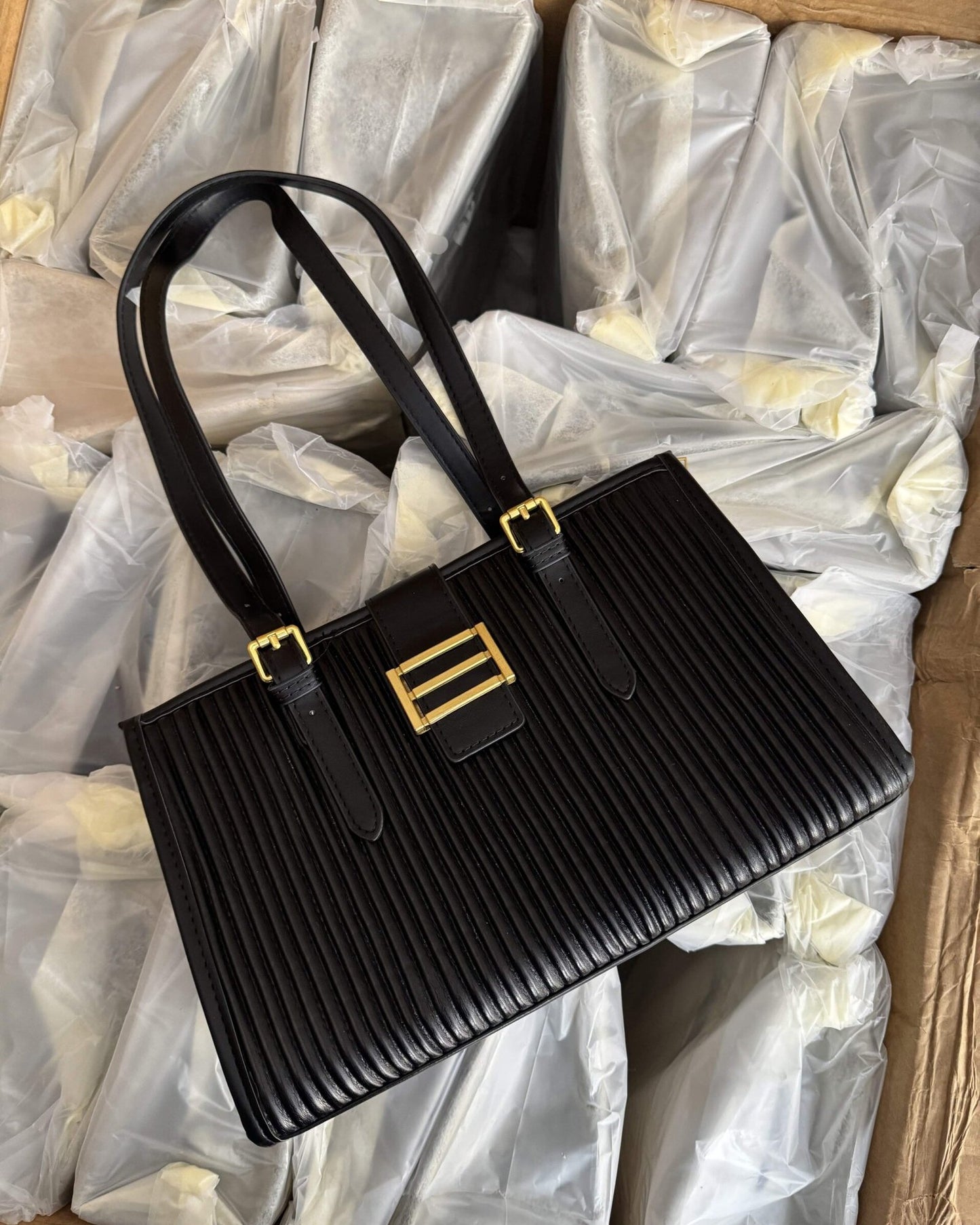 Tote 1.1 Bag - Full Black