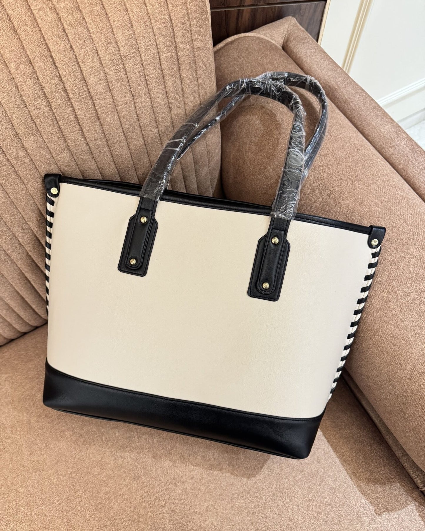 Effortless Tote Bag - Black