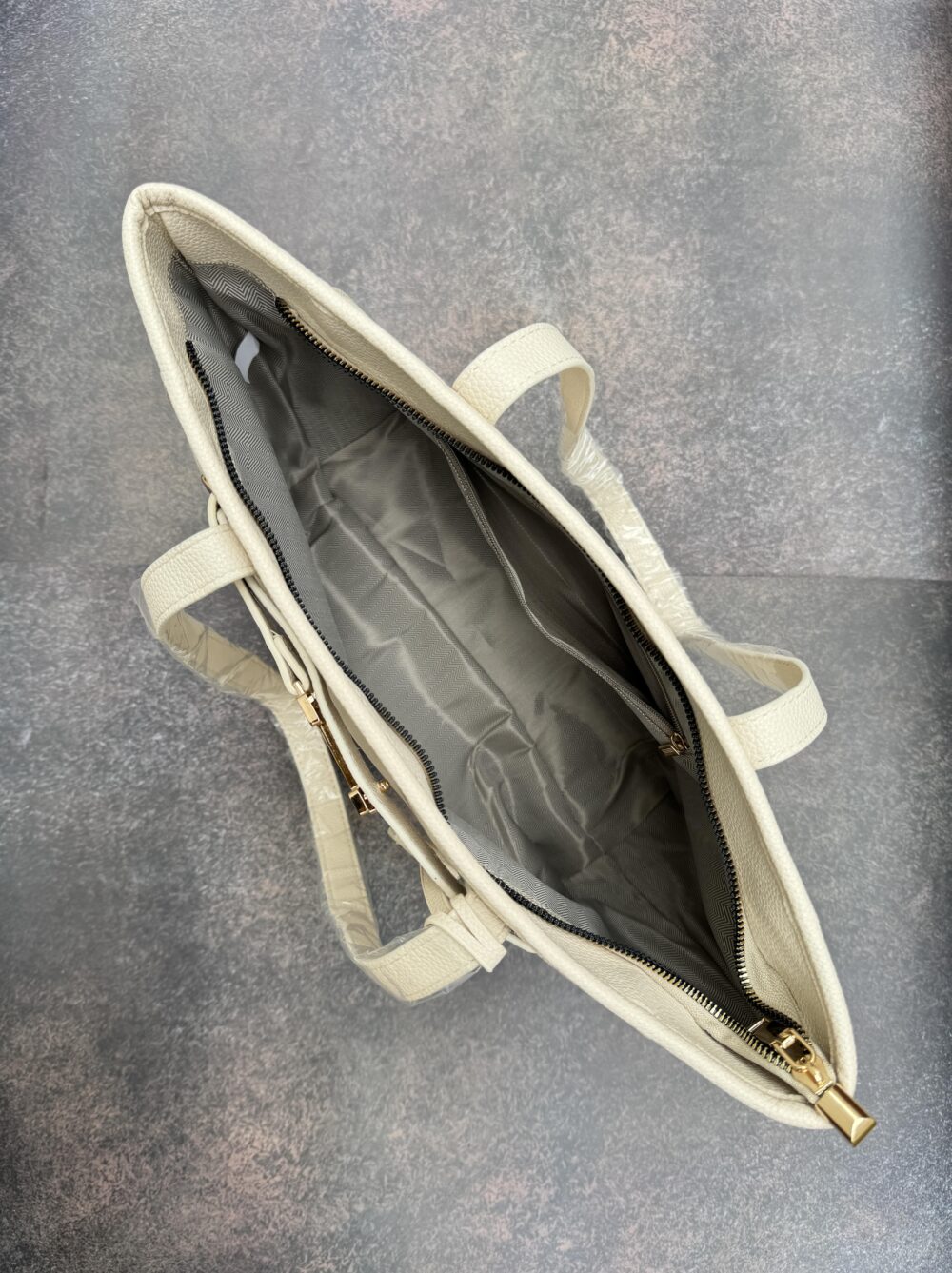 The H Laptop Tote Bag - Off White