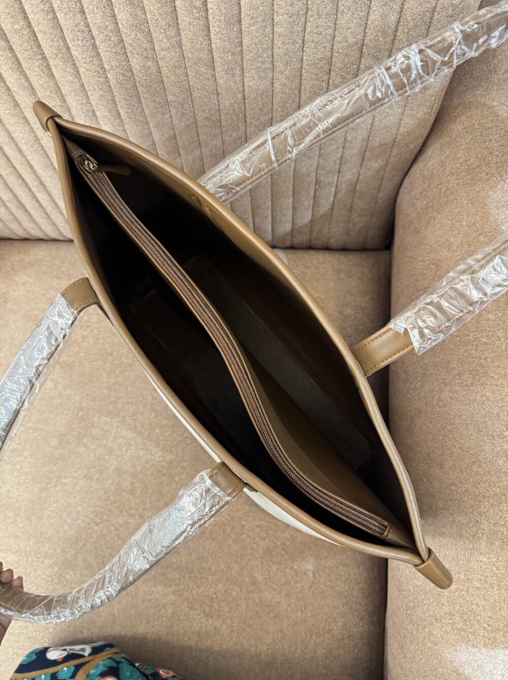 Effortless Tote Bag - Brown