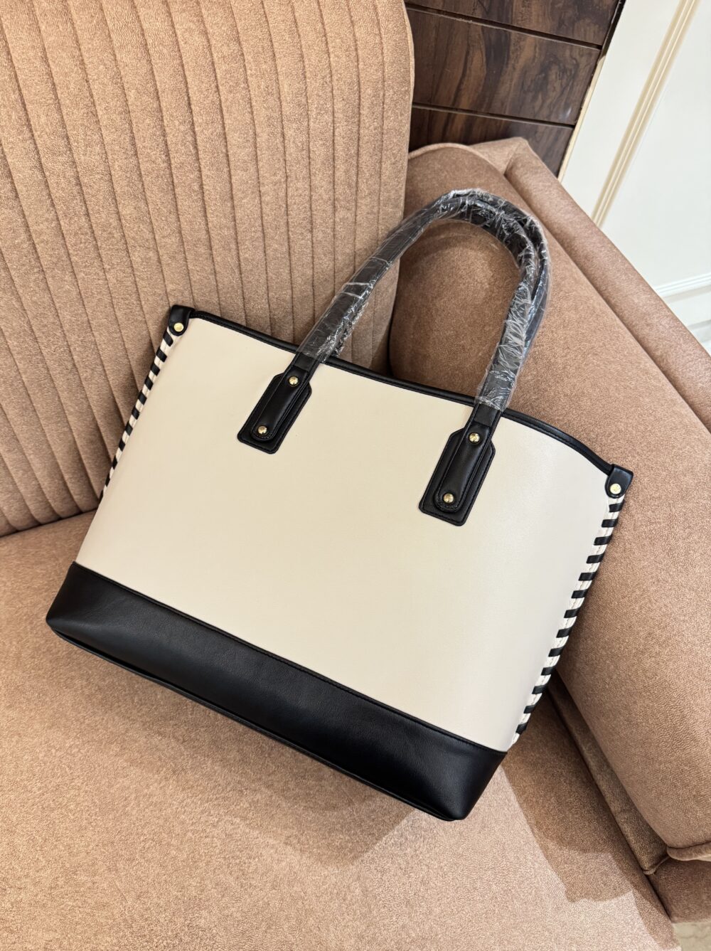Effortless Tote Bag - Black