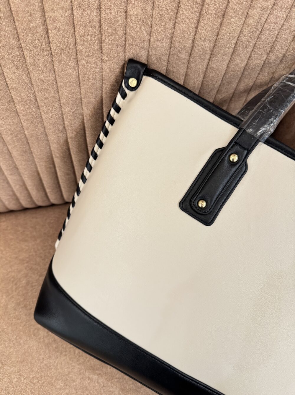 Effortless Tote Bag - Black