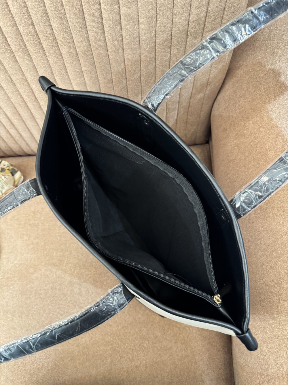 Effortless Tote Bag - Black